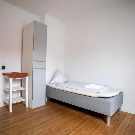 Stadtwohnungen Linden - Im Dachgeschoss * 하노버